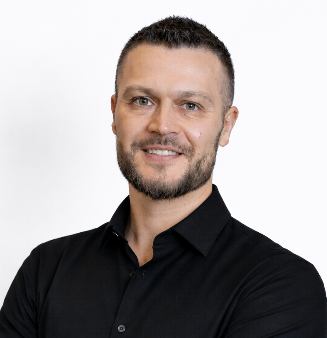 Andrew Denysov